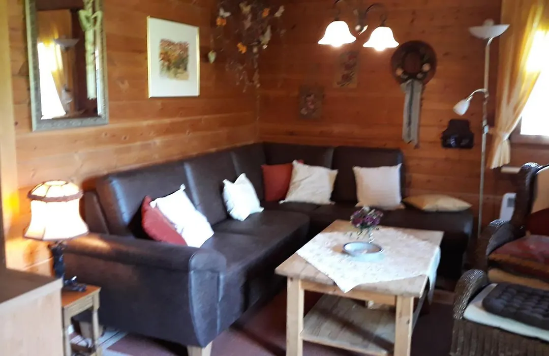 Komfortables Ferienblockhaus Nr. 27 -56 qm- bis 4 Personen Viechtach Jägerpark-1
